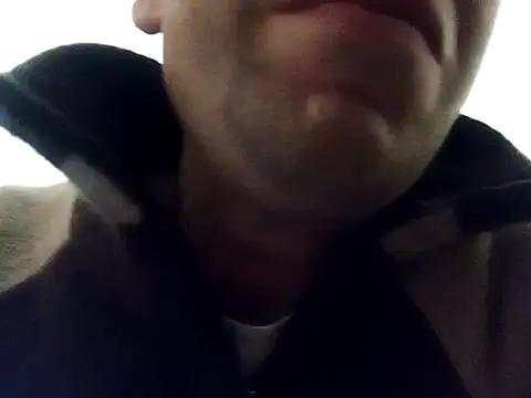 White rabbit  online show from 02/05/25, 02:37