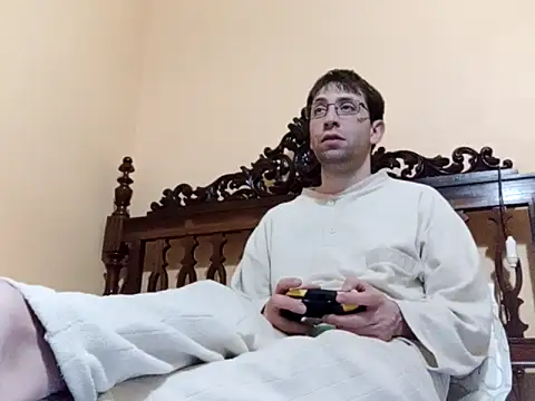 White rabbit  online show from 02/28/25, 12:21