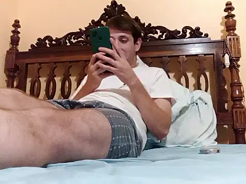 White rabbit  online show from 09/21/25, 09:16