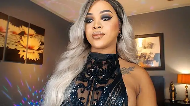 MarryQueen22 online show from 05/26/26, 11:34