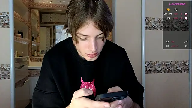 Cryptikov online show from 10/24/25, 09:28