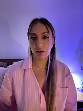 Eva Ryen online show from 10/08/25, 04:26