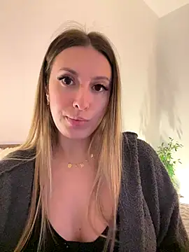 Eva Ryen online show from 10/23/25, 04:50