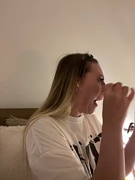 Eva Ryen online show from 11/14/25, 05:22