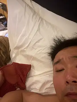 Snapshot of S00 chatting on 01/08/25, 07:13 S00 online show from 01/08/25, 07:13