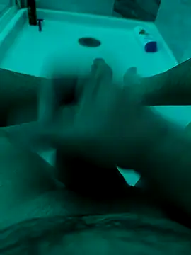 Snapshot of Hornbody chatting on 11/17/25, 04:46 Hornbody online show from 11/17/25, 04:46