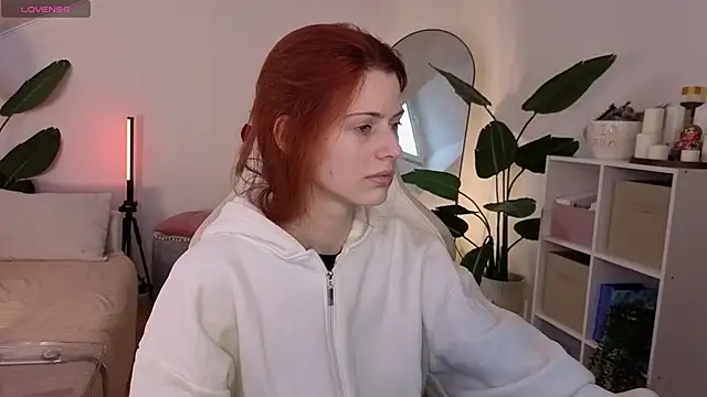 doll lesli online show from 01/11/26, 10:42