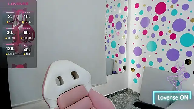 Snapshot of Adele_LatinLady chatting on 01/26/25, 08:23 Adele LatinLady online show from 01/26/25, 08:23