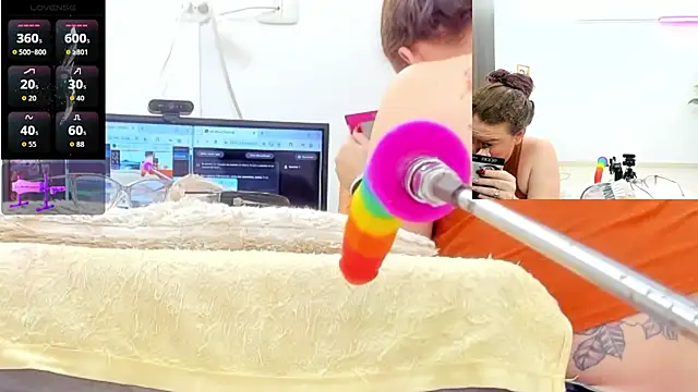 Paulina Davis  online show from 02/03/26, 12:09