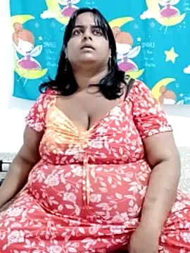 Snapshot of SusanaEshwar chatting on 02/14/26, 10:39 SusanaEshwar online show from 02/14/26, 10:39