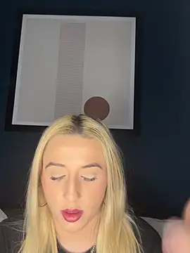 Strongqueen online show from 02/02/25, 10:39