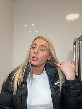 Strongqueen online show from 04/18/26, 07:58