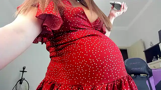 stella vestal online show from 12/08/24, 03:45