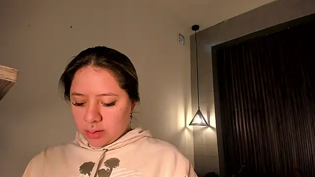 Snapshot of _rebecca1 chatting on 03/19/25, 01:51 rebecca1 online show from 03/19/25, 01:51