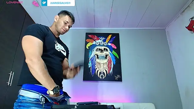 Snapshot of GendersonFit chatting on 03/04/25, 02:10 GendersonFit online show from 03/04/25, 02:10