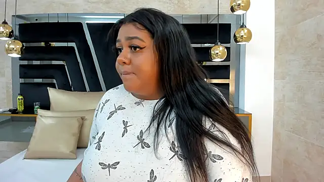 BiancaFollerach online show from 02/12/25, 11:29