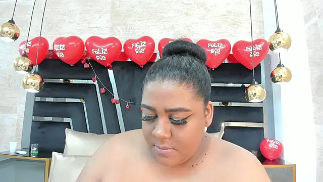 BiancaFollerach online show from 02/18/25, 11:33