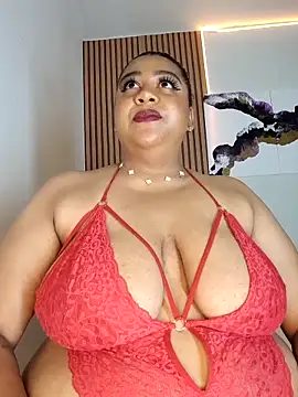 BiancaFollerach online show from 05/13/26, 11:40