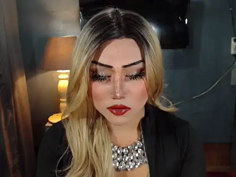 Snapshot of BlackAlison chatting on 04/13/26, 05:46 BlackAlison online show from 04/13/26, 05:46