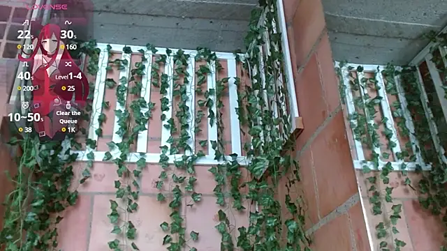 Snapshot of belindathompson chatting on 12/12/24, 07:48 belindathompson online show from 12/12/24, 07:48