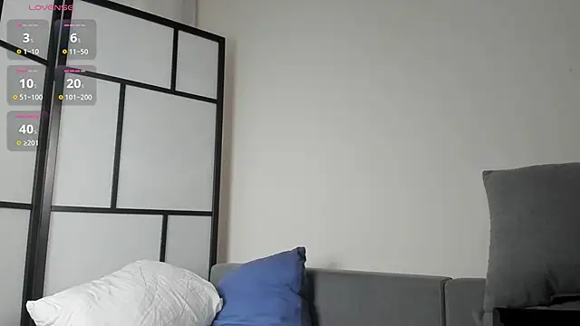 Amber Foks online show from 10/26/25, 07:25