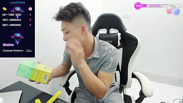 Naughty--asian online show from 03/10/26, 02:00