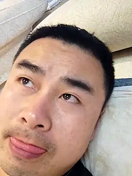 guozuo online show from 03/11/26, 02:34