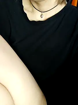 Snapshot of Aashikalaa chatting on 05/06/26, 01:25 Aashikalaa online show from 05/06/26, 01:25