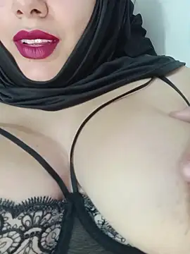 Deina bunny online show from 06/15/26, 03:09