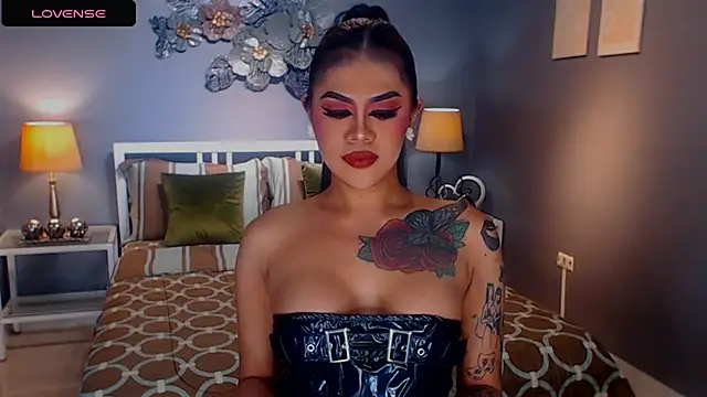 StellaStrong30 online show from 02/25/25, 01:41