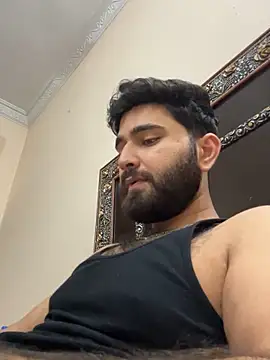 Snapshot of Shamang269 chatting on 03/07/25, 03:18 Shamang269 online show from 03/07/25, 03:18