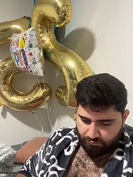 Snapshot of Shamang269 chatting on 11/07/25, 01:11 Shamang269 online show from 11/07/25, 01:11