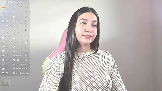 alice-love1 online show from 01/09/25, 09:47