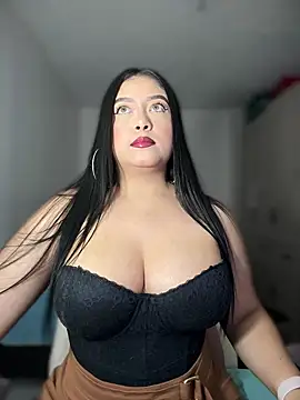 cami ortiz   online show from 01/06/25, 02:58