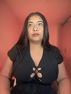 cami ortiz   online show from 10/23/25, 06:50