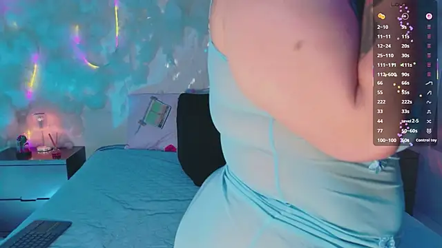 emmajohnss online show from 03/28/26, 04:45