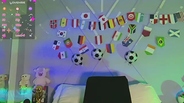 emmajohnss online show from 07/15/26, 03:56