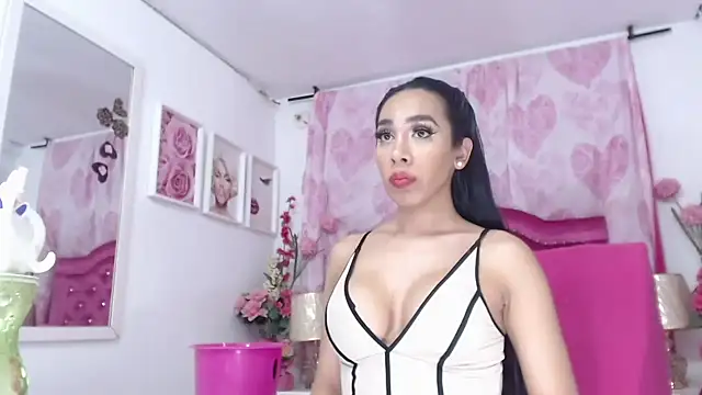 Divaxhermosa online show from 01/23/25, 06:06