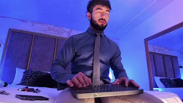 MarkWalker   online show from 02/28/25, 11:03