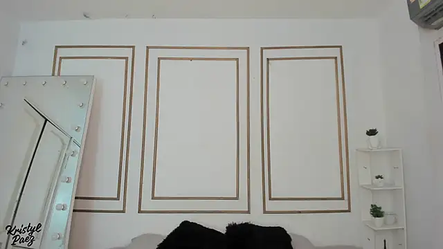 kristyl paez online show from 12/14/25, 03:39