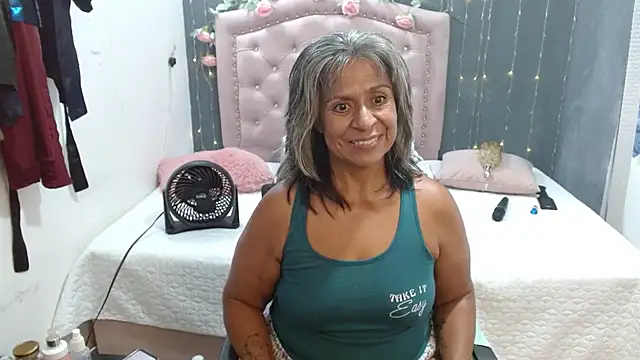 lalisha 96 online show from 10/28/25, 01:20