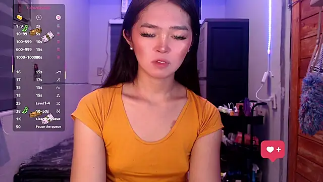 Itsme claire online show from 10/16/25, 01:39