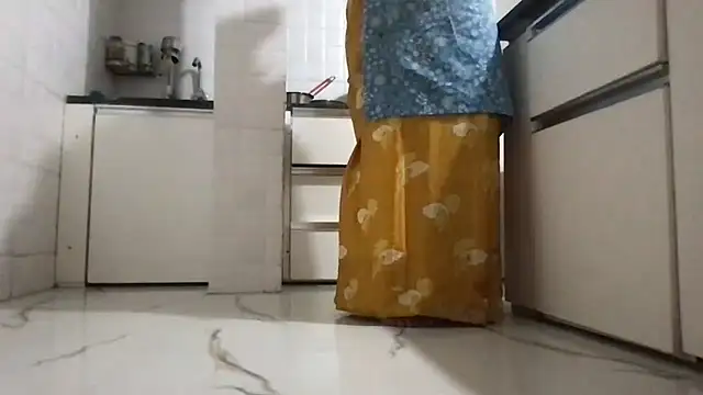 Riyasingh9 online show from 11/13/25, 03:49