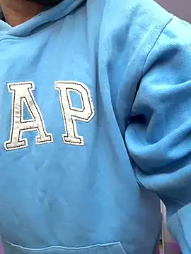 nicolas cox online show from 04/08/26, 04:07