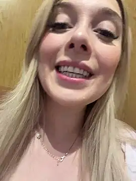 CherryAuroraa online show from 03/05/26, 01:07