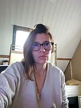 Lina lou4 online show from 02/27/25, 09:00