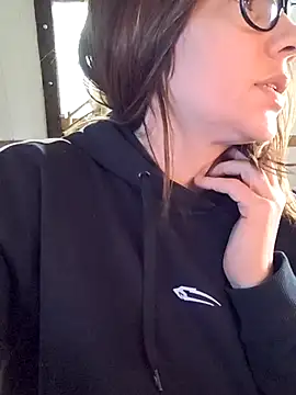 Lina lou4 online show from 03/13/25, 09:21