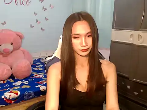 PirateEmpressBoaAico online show from 12/13/24, 12:28