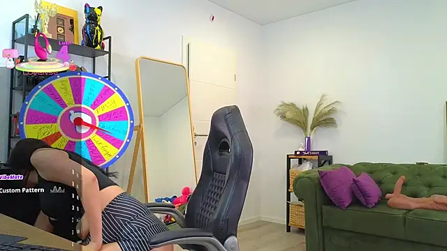 EvaKeks online show from 04/18/26, 07:07