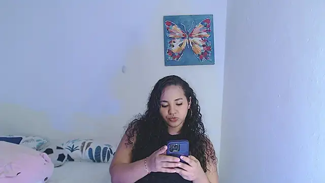 luciana keating online show from 11/29/25, 12:13